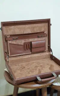 سامسونت چرمی