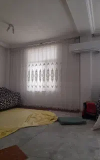 دو عدد پر ده با میله ها