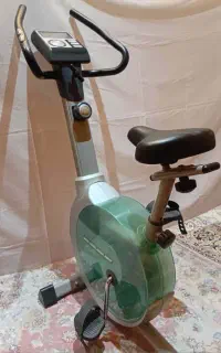 دوچرخه ورشی ثابت