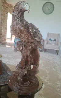مجسمه شاهین یا عقاب