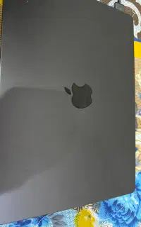 لپ تاپ macbook pro m4 سایکل ۲۵