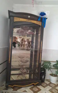 ویترین  جنس. چوب