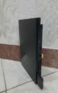 پلستیشن ۲ تمیز با فلش ۶۴ گیگ.