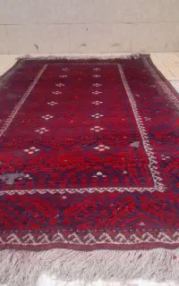 قالیچه دست بافت