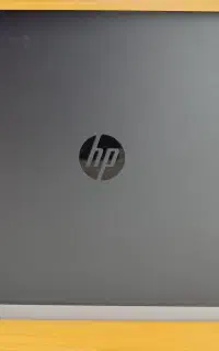 لپ‌تاپ ۱۷ اینچی HP بسیار تمیز