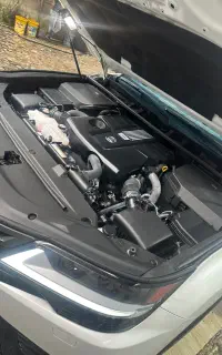لکسوس ال ایکس ۶۰۰