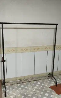 آویز لباس