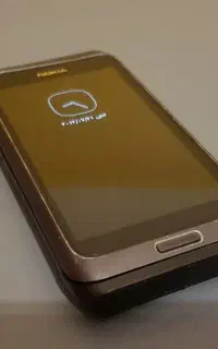 نوکیا E7