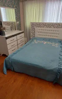 سرویس خواب بزرگسال بهمراه چند وسایل چوبی دیگر