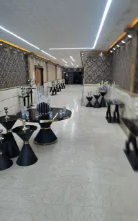 منشی دفتر تالار