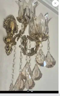 دوعدد دیوارکوب برنزی در حد