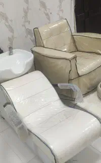 سرشور درحد نو با شیرآلات کامل