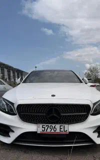 *جایی که کلاس ‌و قدرت بهم میرسند*BENZ E300*