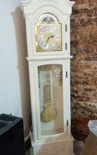 ساعت ایستاده