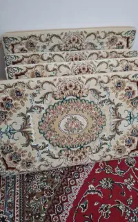 ۴ عدد پشتی قابل شستشو