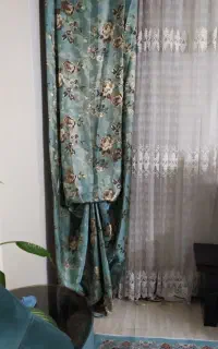 پرده گلدار