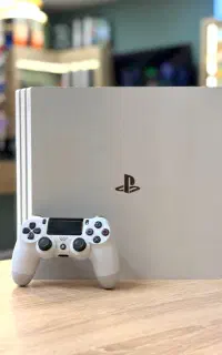 Ps4 pro سفید