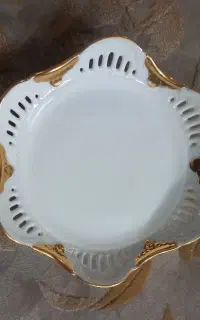 ۶ عدد پیاله کار شده طلایی کوچک ۲۰۰