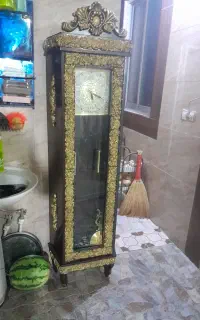 ساعت ایستاده سالم