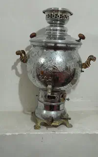 سماور گازی ۱۰ لیتری درحد نو