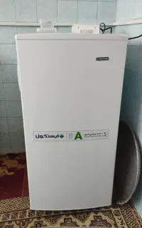یخچال ایستکول
