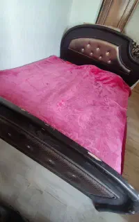 تخت دو نفره