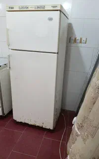 یخچال بالا فریزر پایین معمولی