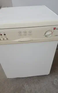 ماشین ظرفشویی