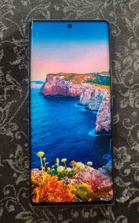 آنر 70.       honor 70