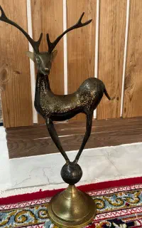 مجسمه اهو