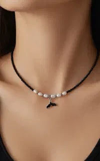 گردنبند مرواریدی وال