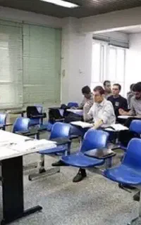 صندلی تو در شهید بهشتی بخر
