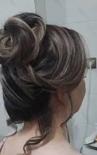 شنیون و میکاپ