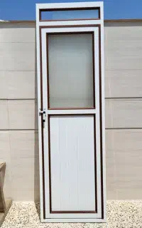 درب آلومینیومی سرویس