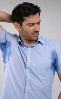 درمان تعریق زیربغل در کلینیک دکتر احیاکننده