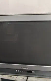 فروش دو دستگاه تلویزیون رنگی