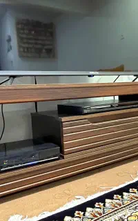 میز تلویزیون در حد نو