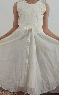 لباس عروس بچگونه