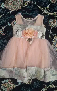 لباس عروسکی