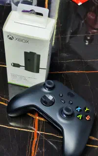 دسته xbox x و باتری اصلی