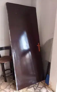 در چوبی اتاق
