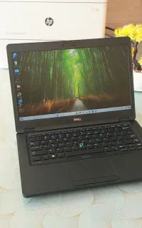 دل i7 گرافیکدار رم16گیگ هارد512ssd