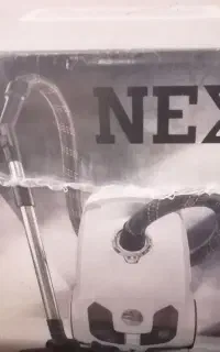 جاروبرقی Next آکبند نو از قوطی باز نشده زیر قیمت