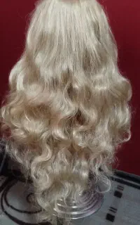 چندتا  کلاه گیس