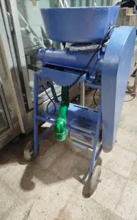 دستگاه آبغوره و آبلیمو