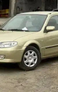 مزدا۳۲۳ مدل۸۳