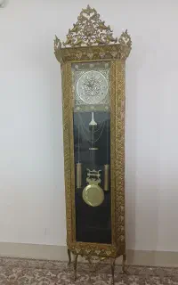 ساعت ایستاده برنزی