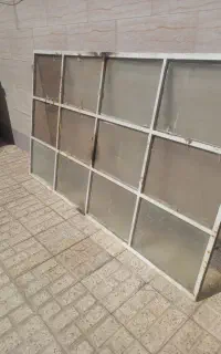 پنجره سرویس پله. وغیره