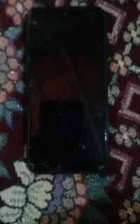 گوشی به فروش میرسد