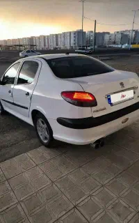 پژو ۲۰۶اس دی v8مدل۹۱درحد کم کار